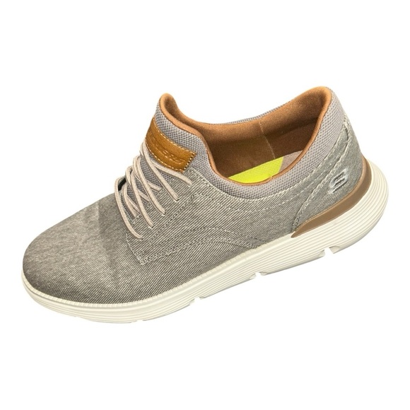 Skechers Men's Garza-Romano Boat Shoe
Gray and Tan Sneakers size 13 - Picture 1 of 15